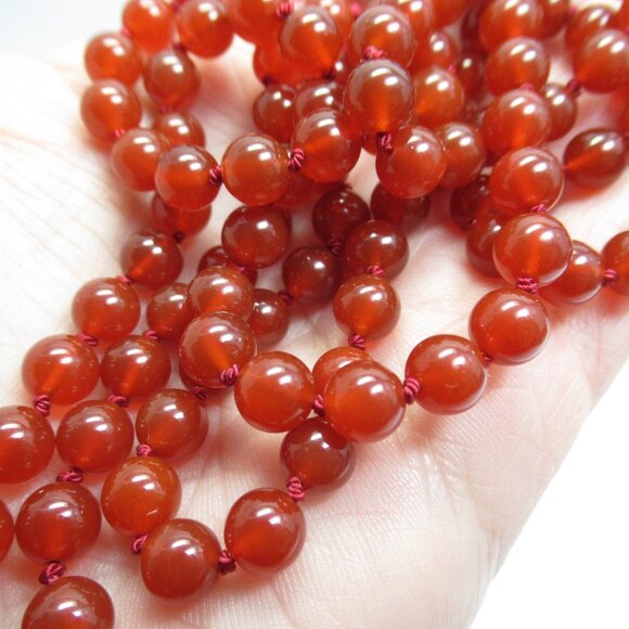 Hand knotted Carnelian bead necklace - Picture 10 of 11